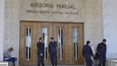 Causa de los sobres: podr�an meter presos a 31 comisarios
