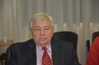 Chubut: El nuevo vocal de la Corte provincial arranc� con la pata izquierda