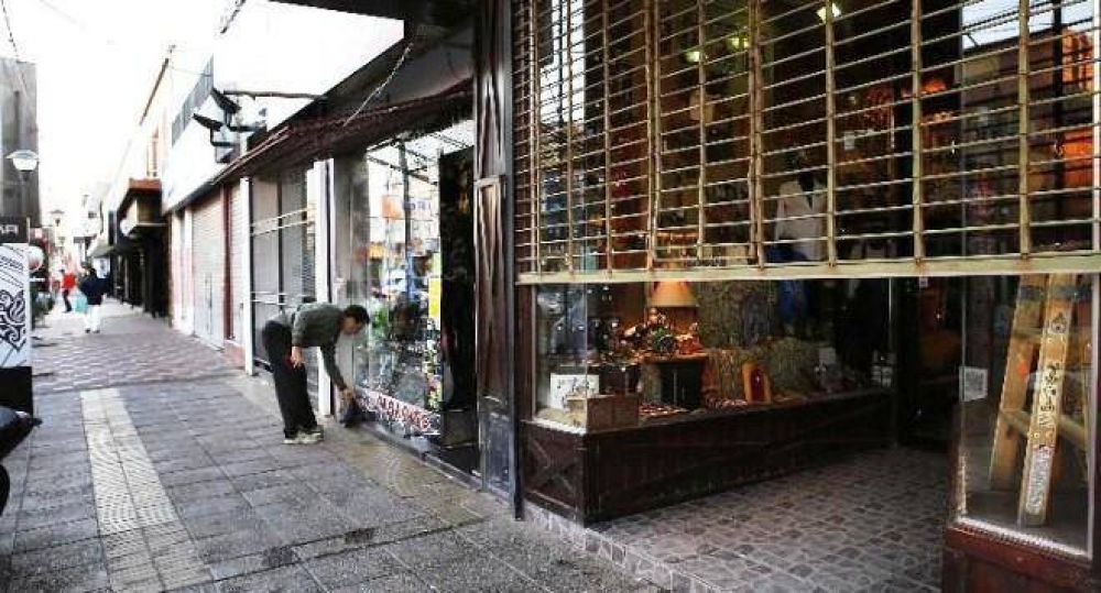 La recesi�n se nota en los locales comerciales capitalinos