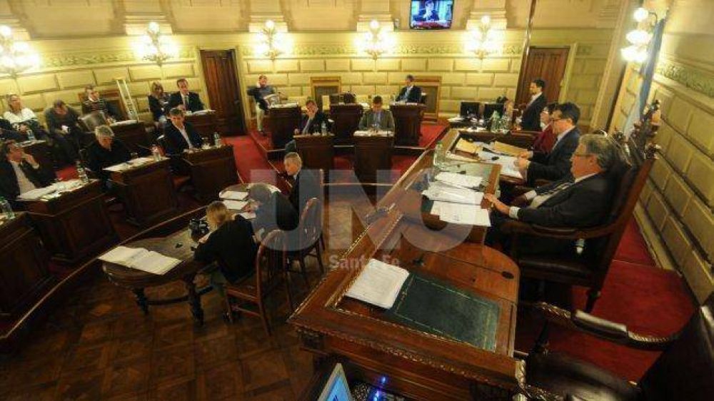 Santa Fe dio el primer paso para adherir al blanqueo y quiere r�dito