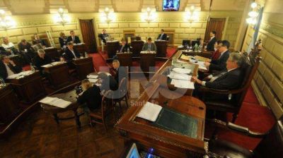 Santa Fe dio el primer paso para adherir al blanqueo y quiere r�dito