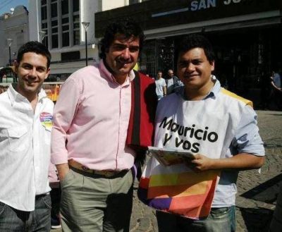 Nuevamente salen a tocar timbres los militantes del PRO en Salta