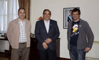 Altolaguirre quiere las m�quinas de L�zaro B�ez
