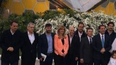 Ducot�, un macrista entre los intendentes del PJ