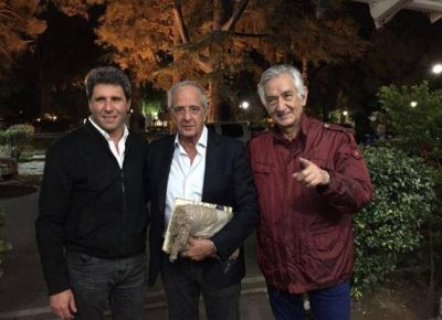 Una cena bien cuyana luego del triunfo de River en San Juan