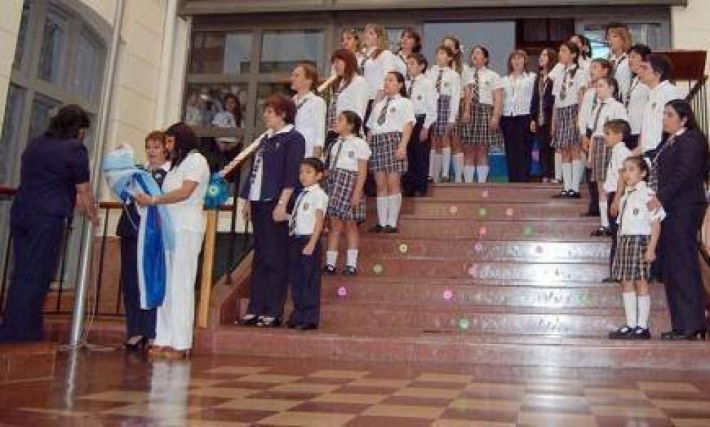 Sadop resolvi� no adherirse al paro y las escuelas privadas tendr�n clases normalmente