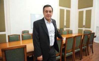 El Ministro de educaci�n bonaerense de visita en Jun�n y Rojas