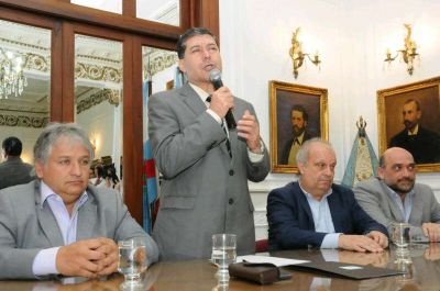 Casas destac� el sentido federal de Tecn�polis