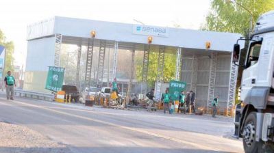 Verna y Aguiar calientan la pol�mica por la barrera
