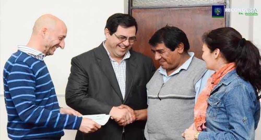Entrega de Fondos de Asistencia Educativa