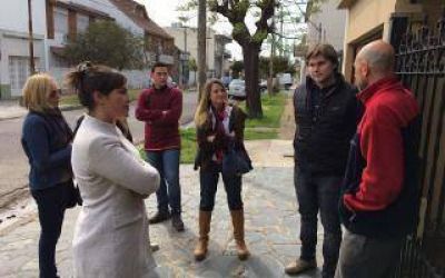 Ver�nica Barbieri acompa�� a Marcos Pe�a en un timbreo por Hurlingham