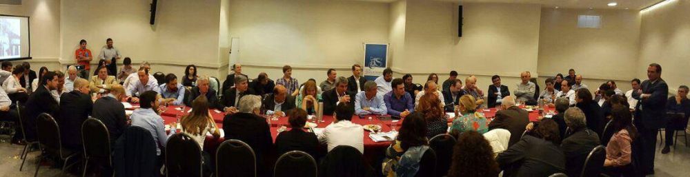 En La Plata, kirchneristas y renovadores del PJ se reunieron para discutir el Presupuesto bonaerense