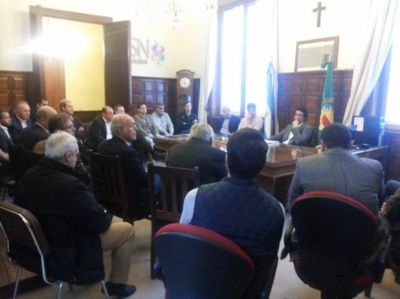 La Provincia trabaja en la adhesi�n a la ley Pyme nacional