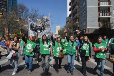 Paro de la CTA: gremios y organizaciones sociales marcharon por el centro