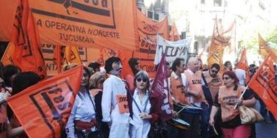 Fue contundente la adhesi�n al paro y ma�ana los m�dicos bonaerenses contin�an las medidas de fuerza