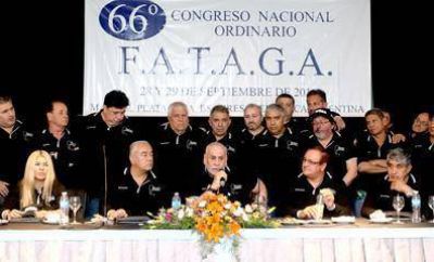 Ra�l �lvarez fue relecto como Secretario General de la FATAGA