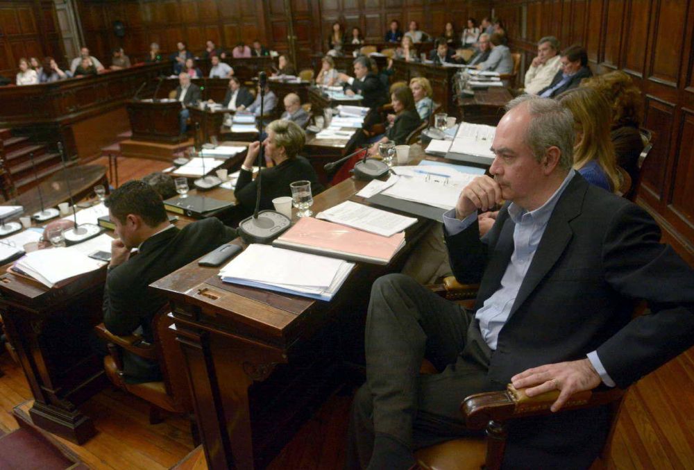 Eliminaron el cepo y se aprob� la ley