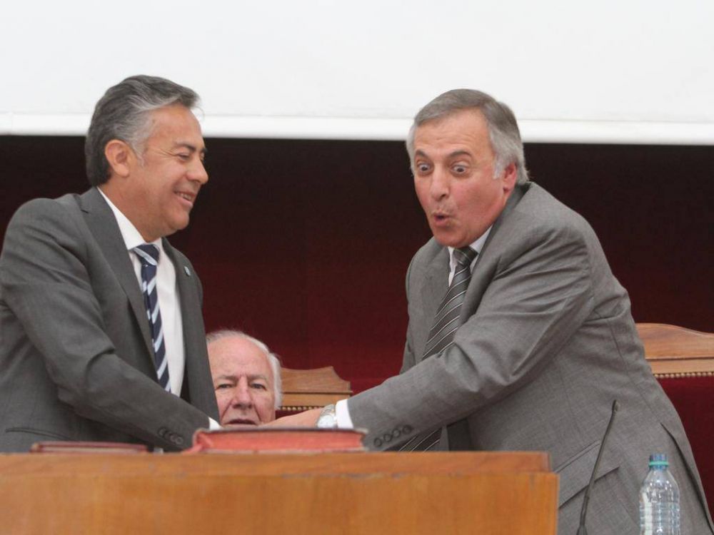 Gull� orden� quitar el art�culo 