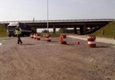 Ruta 191 y 9: Contin�an los trabajos de reparaci�n