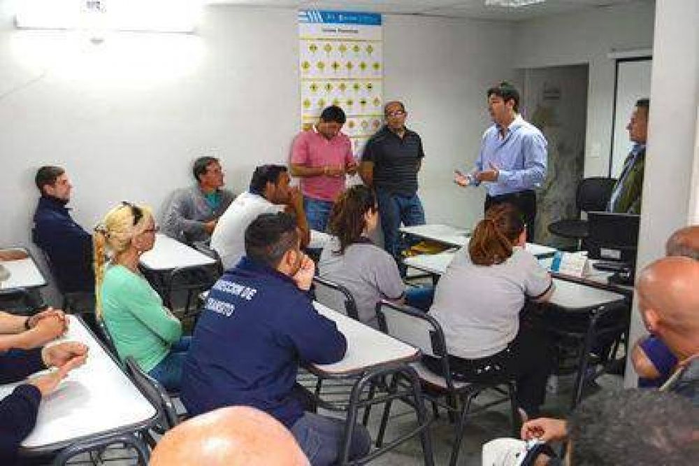 Seguridad: Reuni�n con personal de inspectores y planificaci�n de trabajo
