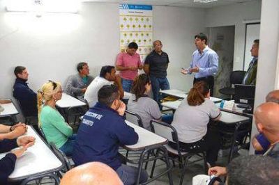 Seguridad: Reuni�n con personal de inspectores y planificaci�n de trabajo