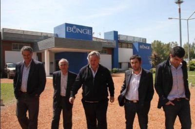 El ministro correcaminos: visit� 25 municipios en un mes de gesti�n para cumplir con la tarea