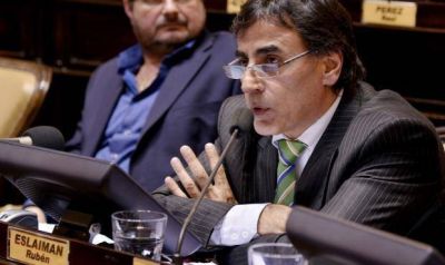 Eslaiman: �Bressi se lo va a llevar puesto a Ritondo, sino lo desplazan�