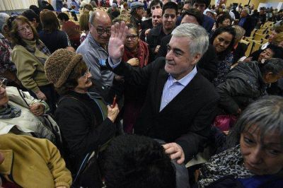 El Gobierno apunta a que la Legislatura trate en 2017 la Ley de Reforma Pol�tica