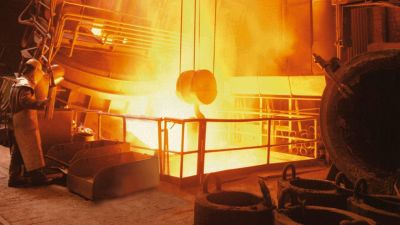 La actividad industrial cay� al peor nivel en 18 meses