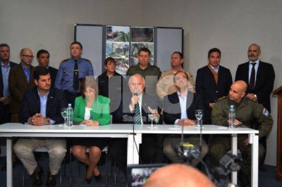 Los cruces con Santa Fe ayudaron a un mejor convenio, dijo Bullrich