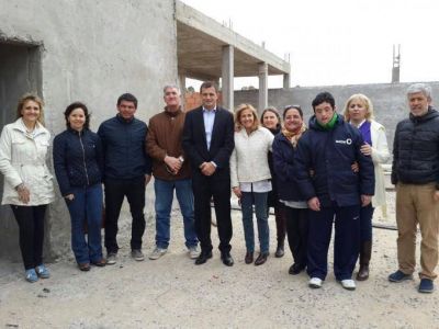 El intendente Bucca present� los avances de obra en la Escuela 502