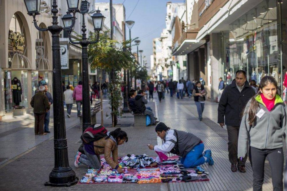 En Salta, Orn y Tartagal hay ms de 2 mil vendedores ilegales