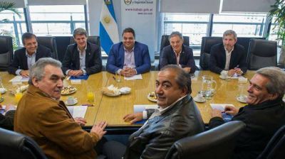 Jorge Triaca advirti� que a�n no hay 