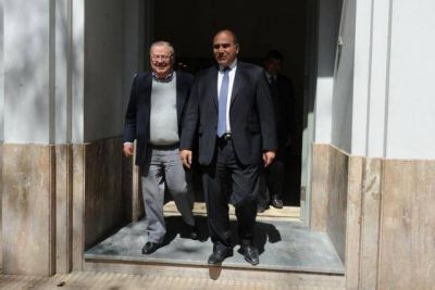 El estudio de un funcionario del Gobierno denuncia a la Provincia en la Justicia