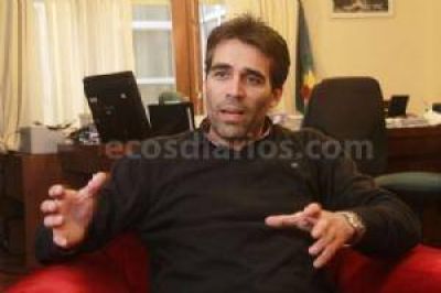 �Me niego a pensar un municipio que solamente pague sueldos�