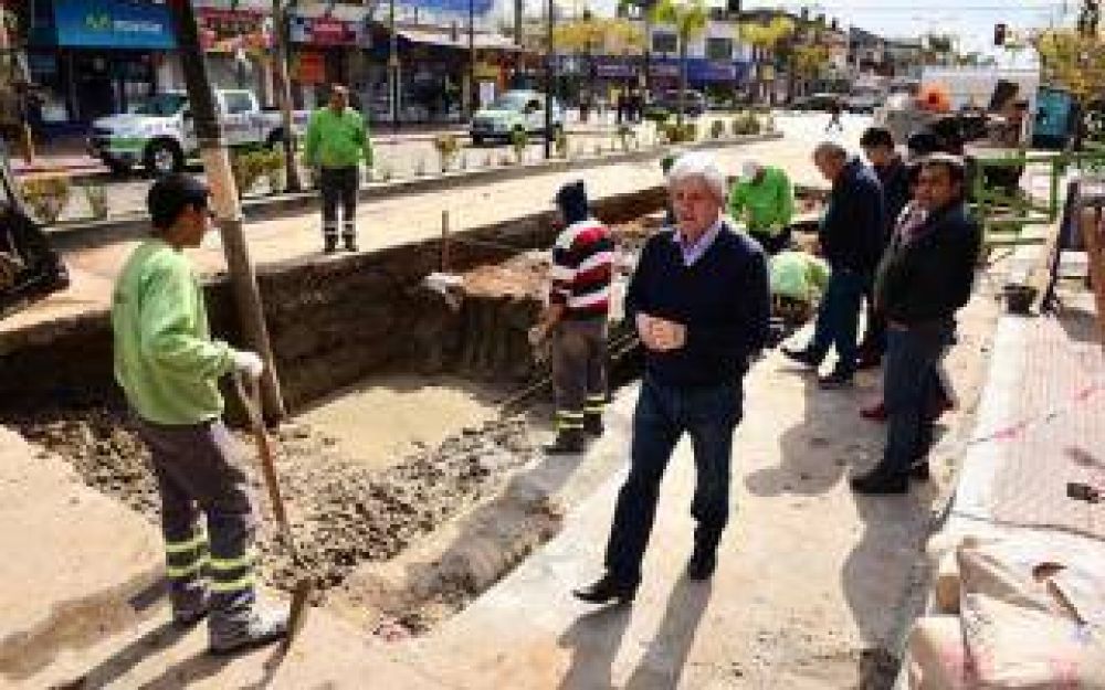 San Fernando: Andreotti supervis tareas hidrulicas y de asfalto