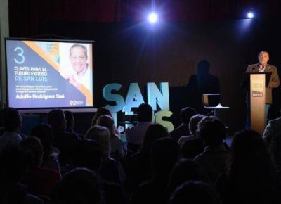 Adolfo Rodr�guez Sa�: 