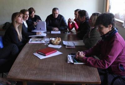 Compras irregulares y acusaciones cruzadas en Villa La Angostura