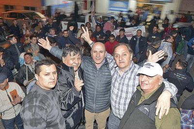 Jos� Llugdar fue reelecto como secretario general del Sindicato de Petroleros Jer�rquicos