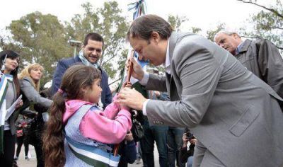 Cascallares repas� obras y anuncios para Almirante Brown