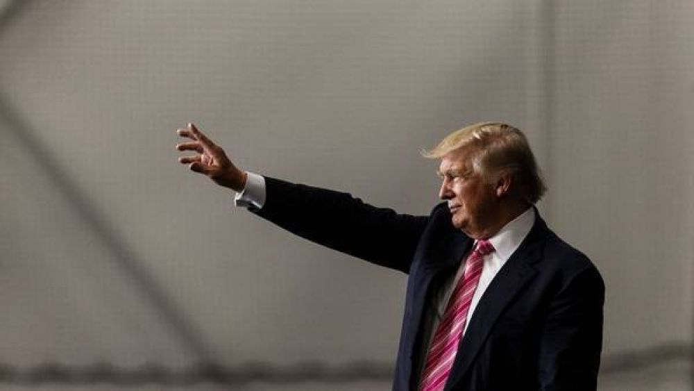 Una denuncia sobre evasi�n de impuestos complica a Trump