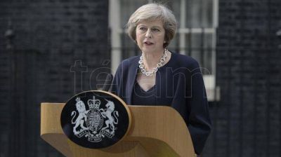 May activar� el art�culo 50 para salir de la UE en marzo 2017
