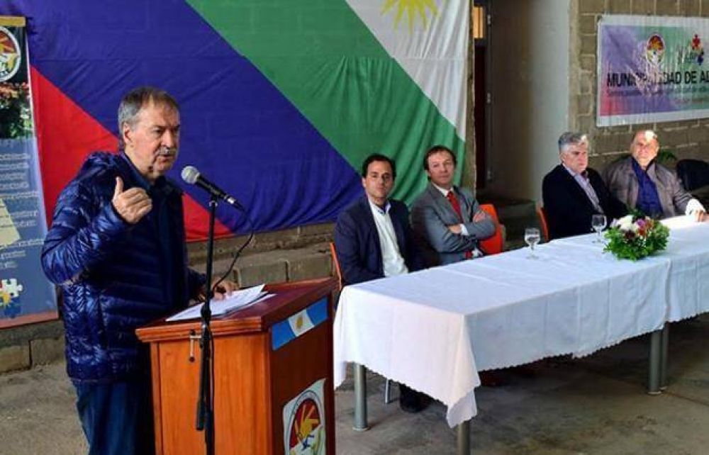 Schiaretti condicion� el bono de fin de a�o a la recaudaci�n