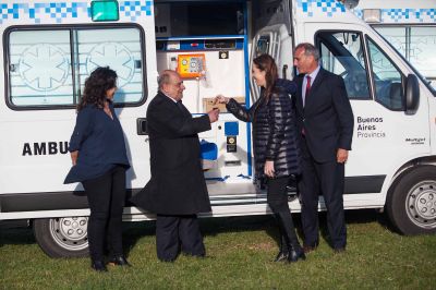Llegaron las primeras dos ambulancias de Provincia