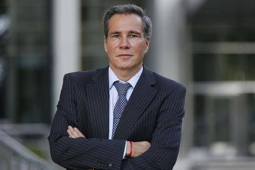 Reclaman datos de los viajes y las cuentas de Nisman en el exterior