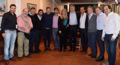 Cumbre urgente de Marcos Pe�a con el grupo F�nix para cerrar el presupuesto de Vidal