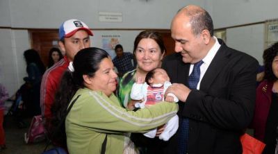Manzur destac� el avance de los servicios del Hospital Avellaneda