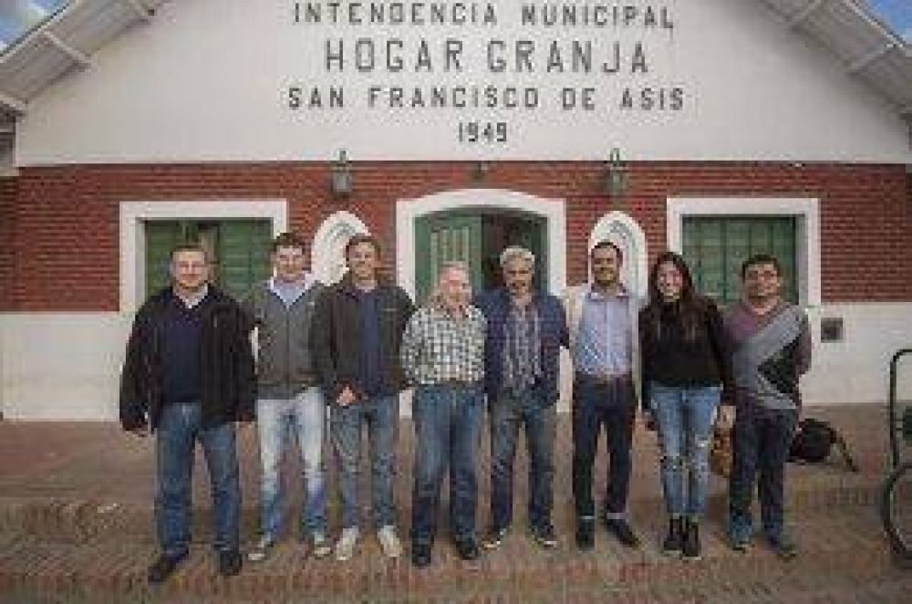 Visita de autoridades de PAMI al Hogar San Francisco