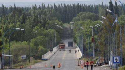 Roca pide datos a YPF por el plan para buscar gas al sur del r�o