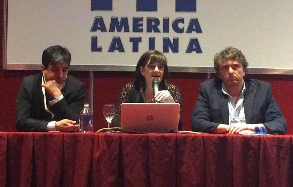 Presentaron en la FIT el plan de capacitaci�n en DDHH a prestadores de turismo joven